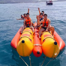 Barco inflable de gran capacidad para actividades acuaticas grupales 